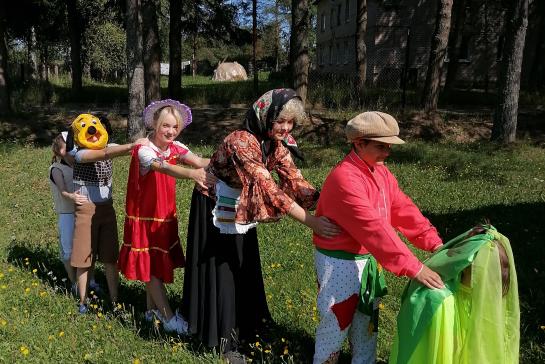 Посадил дед репку (инсценировка сказки "Репка") — фото-52_10