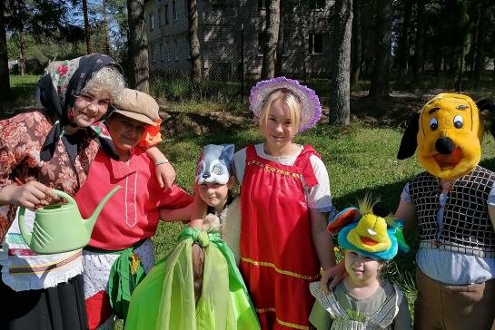 Посадил дед репку (инсценировка сказки "Репка") — фото-52_1