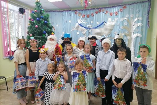 А У НАС НОВЫЙ ГОД! ЁЛКА В ГОСТИ ЗОВЁТ! — фото-52_9