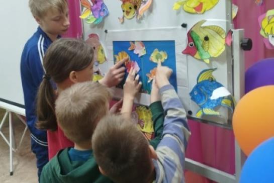 В дождливую погоду дети тоже заняты делом — фото-52_1