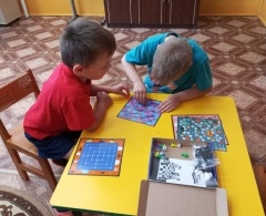 В дождливую погоду дети тоже заняты делом — фото-52_5