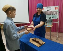 Патриотический час «Блокадной памяти страницы» — фото-52_4